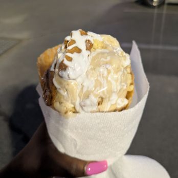 Creamistry - Coconut base, biscoff, pound cake, biscoff topping, and whip marshmallow drizzle - Ice Cream & Frozen Yogurt Near Me - Round Rock, Texas
