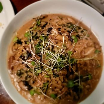 Les Faux Bourgeois - Mushroom risotto so tasty and full of flavor - French Near Me - Vancouver, British Columbia Les Faux Bourgeois - Mushroom risotto so tasty and full of flavor - French Near Me - Vancouver, British Columbia