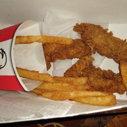 KFC - 3 chicken tenders with fries