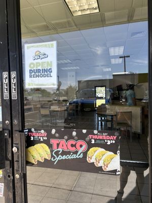 Del Taco by null