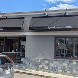 Front of Caffe Amouri