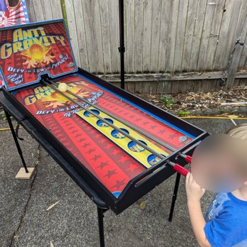 ClownBuggie Entertainment - Carnival game - Magicians Near Me ClownBuggie Entertainment - Carnival game - Magicians Near Me
