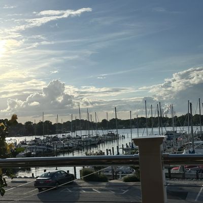 Mike's Crab House North by null