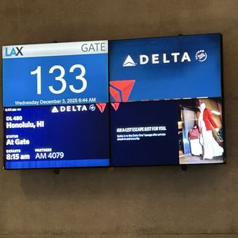 LAX Terminal 3 - Got to the gate 1:45 minutes early, breezed through. - Airport Terminals Near Me - Los Angeles, California