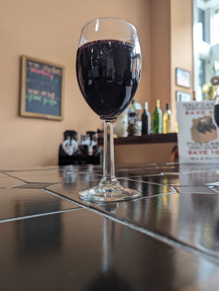 TEMPO VINO WINERY OF KALAMAZOO Updated October 2024 23 Photos & 27