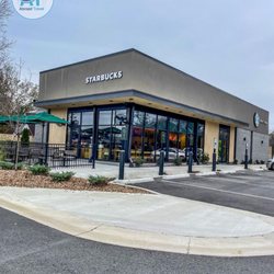 Starbucks - Opened: 04/25