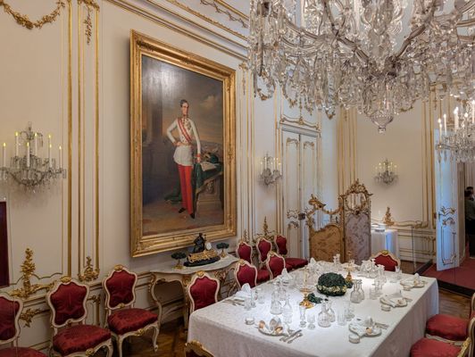 Schönbrunn Palace by null