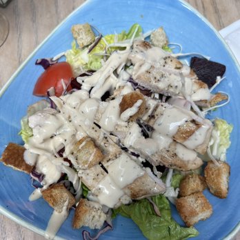 Giraffe - Cesar salad - Modern European Near Me - Hounslow, XGL Giraffe - Cesar salad - Modern European Near Me - Hounslow, XGL