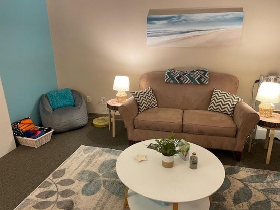 Lakeview Wellness - grief counselor in Farmington, MN