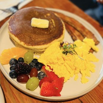 Tutu Lounge - Breakfast & Brunch Near Me - San Rafael, California