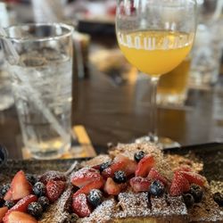 Elbow Room - Crème brûlée French Toast and Mimosa