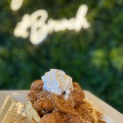 We’ve Got Brunch - Peach cobbler chicken and waffles