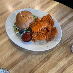 The Little Pear - Chicken sandwich