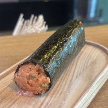 Sōgo Roll Bar - Spicy tuna hand roll - Sushi Bars Near Me - Los Angeles, California