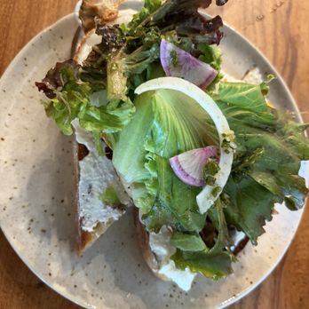 Between Us - Mushroom Toast - Breakfast & Brunch Near Me - San Diego, California Between Us - Mushroom Toast - Breakfast & Brunch Near Me - San Diego, California