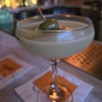 Ugo - Cucumber ginger martini with gin - Italian Near Me - Culver City, California Ugo - Cucumber ginger martini with gin - Italian Near Me - Culver City, California