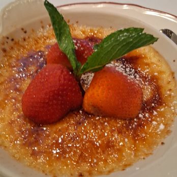 Maggiano's Little Italy - Crème Brûlée - Italian Near Me - Boca Raton, Florida Maggiano's Little Italy - Crème Brûlée - Italian Near Me - Boca Raton, Florida