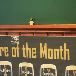 Mulligans Irish Pub & Grill