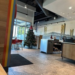 Smashburger - Inside of the restaurant in December (notice the Christmas tree)