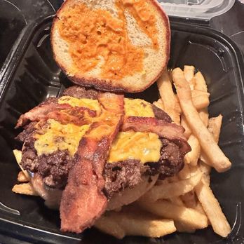 Chop N’ Smash - Loaded Bacon Burger - Food Trucks Near Me - Clearwater, Florida
