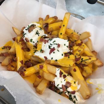 Twisted Classics Food Trailer - Loaded Fries - Food Trucks Near Me Twisted Classics Food Trailer - Loaded Fries - Food Trucks Near Me