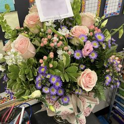 Joyce Merck Florist - Custom flowers