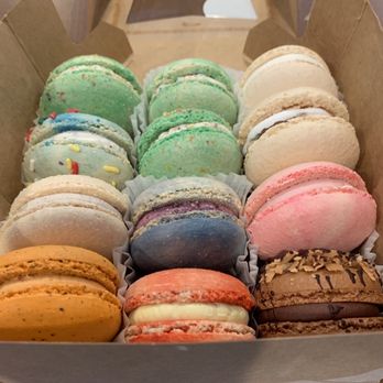 Rooftop Macarons - Flavors: fruity pebbles, birthday cake, blueberry cheesecake, salted caramel, Thai tea, hazelnut, passionfruit, pistachio, strawberry, samoa - Macarons Near Me - Sacramento, California Rooftop Macarons - Flavors: fruity pebbles, birthday cake, blueberry cheesecake, salted caramel, Thai tea, hazelnut, passionfruit, pistachio, strawberry, samoa - Macarons Near Me - Sacramento, California
