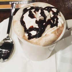 Albert's Family Restaurant & Lounge - Hot Chocolate