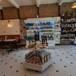 Stellina Alimentari - Interior