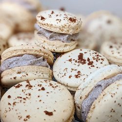 Violette Bakehouse - Oreo Macarons