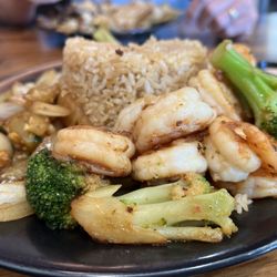 Odori Japanese Steakhouse - Shrimp, fried rice and vegetables