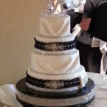 Simply Sweet - The beautiful wedding cake Darci made. - Desserts Near Me