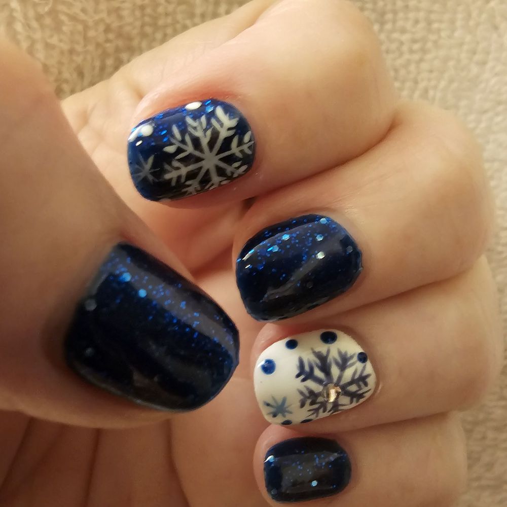 TL Nails & Spa - The perfect winter snowflakes! - Nail Salons Near Me - Newark, Delaware TL Nails & Spa - The perfect winter snowflakes! - Nail Salons Near Me - Newark, Delaware
