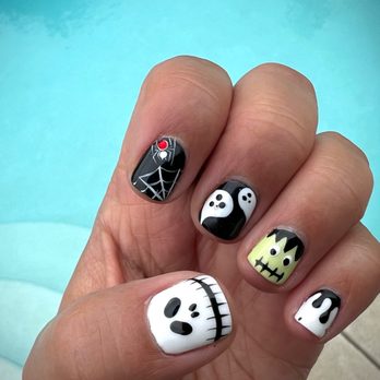 Seaport Nails & Spa - Halloween designs by Jessica! - Nail Salons Near Me - San Diego, California Seaport Nails & Spa - Halloween designs by Jessica! - Nail Salons Near Me - San Diego, California