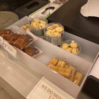 Tous Les Jours - Cookies - Bakeries Near Me - La Habra, California