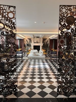 Hôtel de Berri Champs-Élysées, a Luxury Collection Hotel, Paris by null
