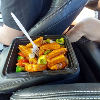 Trendy Vegan - General Tsou Tofu, delicious!! - Vegan Near Me - Houston, Texas Trendy Vegan - General Tsou Tofu, delicious!! - Vegan Near Me - Houston, Texas