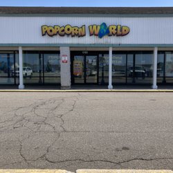 Popcorn World - Outside