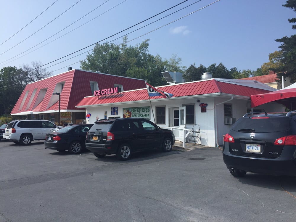 BEEFERS BURGERS & ICE CREAM CLOSED 44992 New York 12, Alexandria