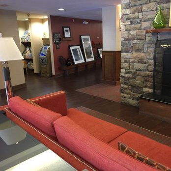 Hampton Inn Colchester - Hotels Near Me - Colchester, Vermont