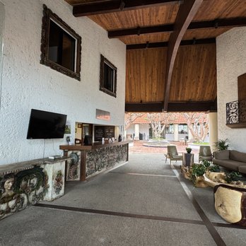 Hotel Hacienda Bajamar - Front desk. - Resorts Near Me - Ensenada, BCN