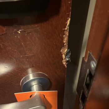 Hampton Inn & Suites Detroit-Canton - My door - Hotels Near Me - Canton, Michigan Hampton Inn & Suites Detroit-Canton - My door - Hotels Near Me - Canton, Michigan
