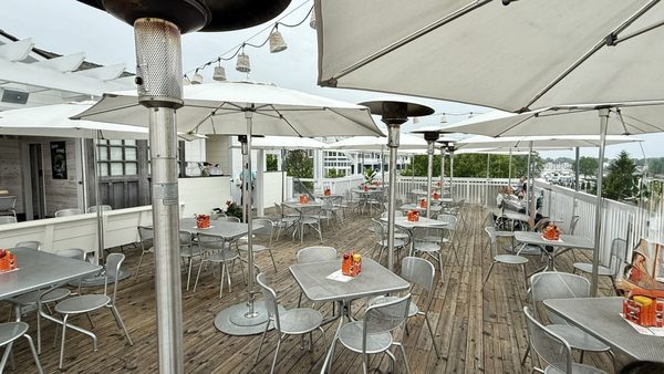 The Stray Dog Bar & Grill by null