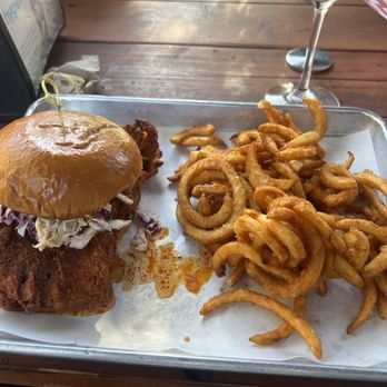 Smoke Eaters - "Nashville hot chicken" habanero hot with curly fries - Chicken Wings Near Me - San Jose, California Smoke Eaters - "Nashville hot chicken" habanero hot with curly fries - Chicken Wings Near Me - San Jose, California