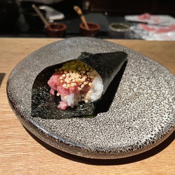 Hiroki - Toro roll- so delicious - great texture. Eat this fast while the seaweed is crisp - Japanese Near Me - Philadelphia, Pennsylvania