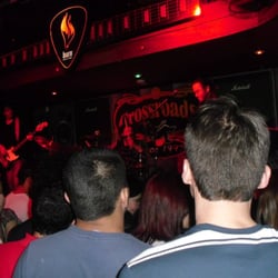 Crossroads Blues e Classics Bar - Público curtindo show no Cross