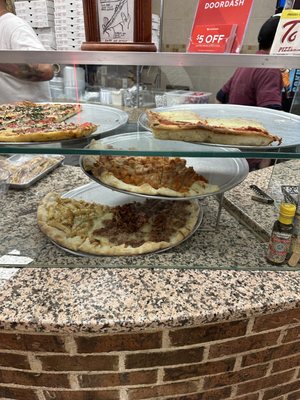 Tony's Pizzeria by null