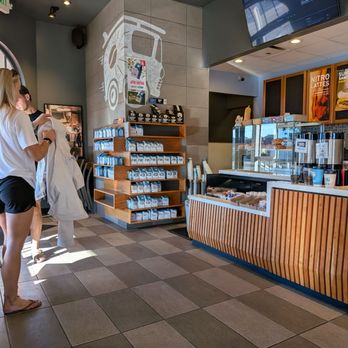 Bird Rock Coffee Roasters - Encinitas - Coffee & Tea Near Me - Encinitas, California
