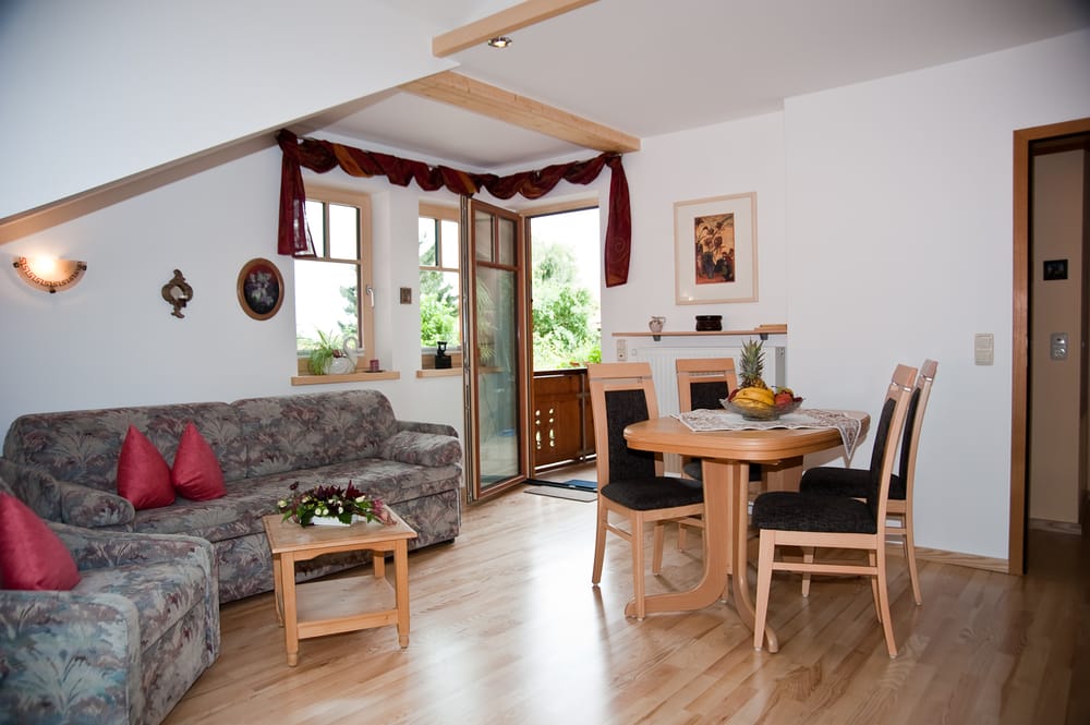 Landhaus Schlögel - Nichtraucher-Ferienwohnungen