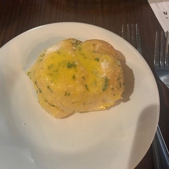 Italiano's Restaurant - Garlic knots - Italian Near Me - Humble, Texas